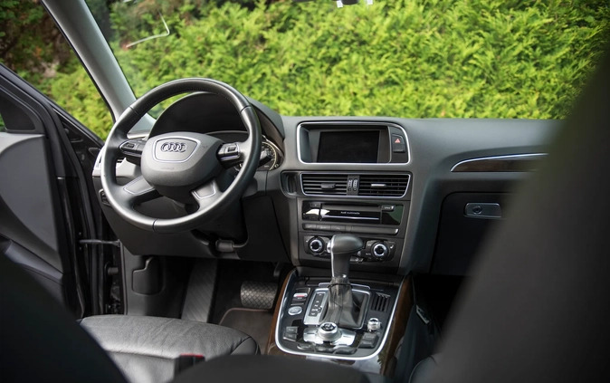 Audi Q5 cena 66500 przebieg: 193000, rok produkcji 2013 z Zabrze małe 172